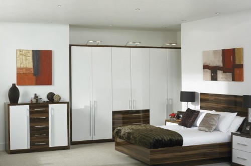 Modern fitted bedroom